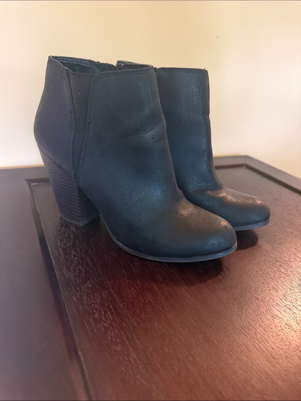Fergalicious Black Leather Ankle Booties with Stacked Heel Size 7
